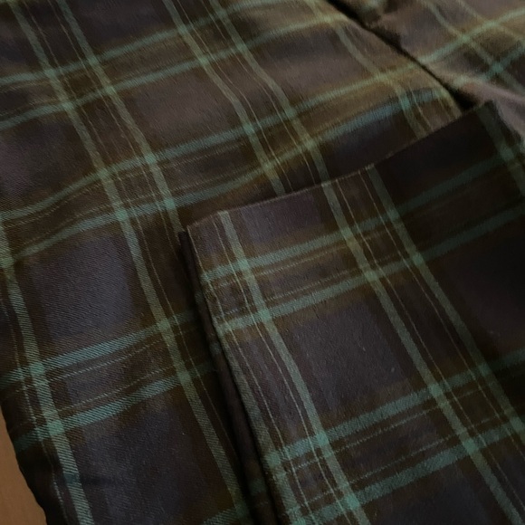 GAP Signature Skinny Ankle Dress Pants in navy blue and green plaid, size 8 - Picture 3 of 5